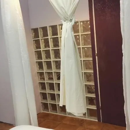 Bed and breakfast Palese 2*